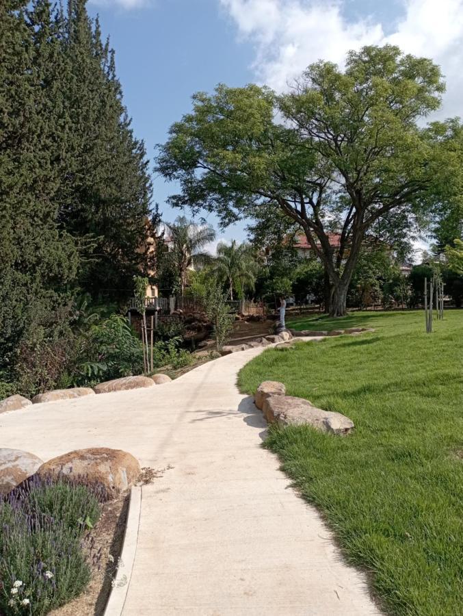 אצלנו - בגליל העליון Apartment Qiryat Shemona Luaran gambar
