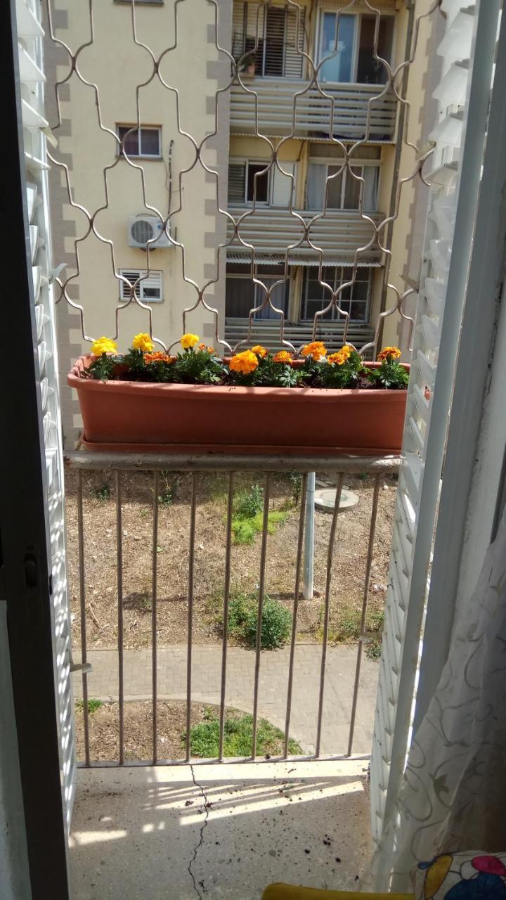 אצלנו - בגליל העליון Apartment Qiryat Shemona Luaran gambar