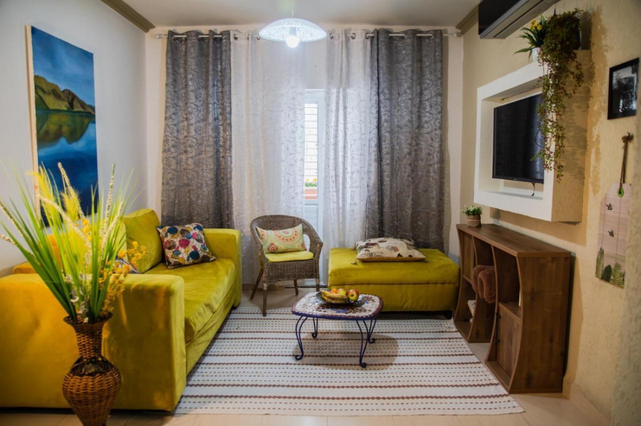 אצלנו - בגליל העליון Apartment Qiryat Shemona Luaran gambar